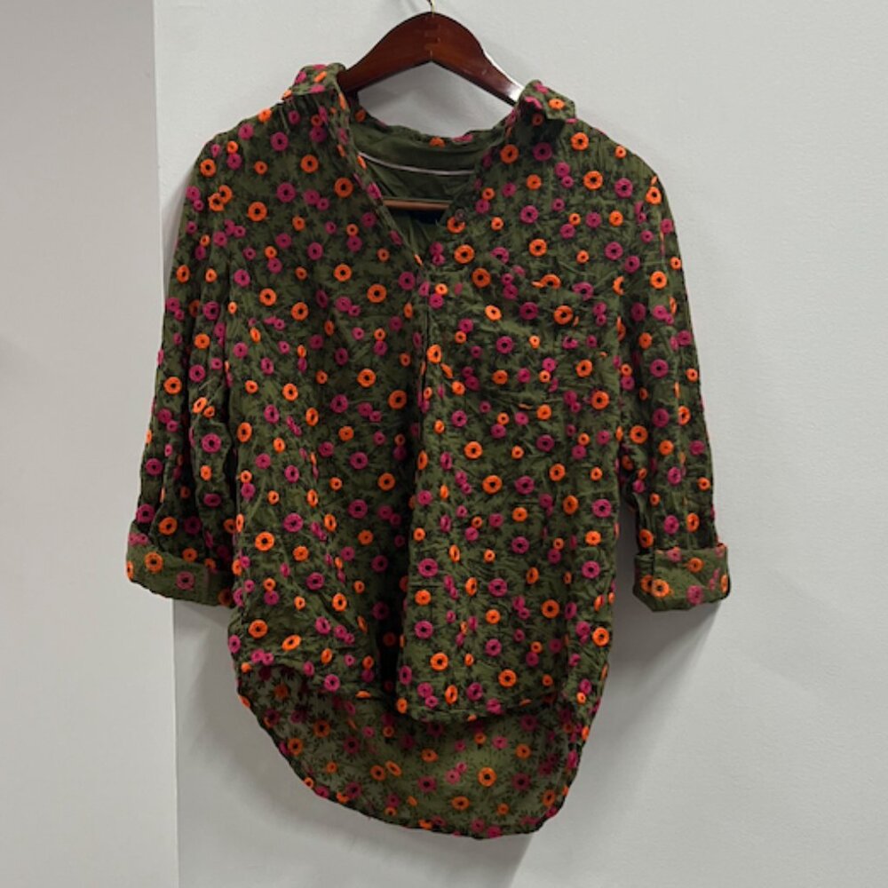 Anthropologie Maeve Floral Embroidered Button Down Size 8